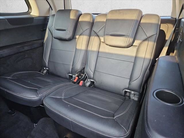 Used 2015 Mercedes-Benz GL 450 4MATIC image 22