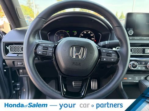 Used 2025 Honda Civic Sport image 15