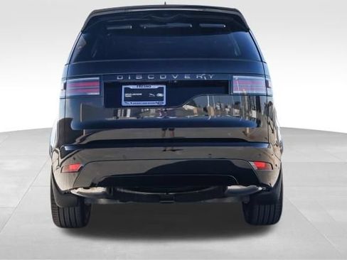 Used 2025 Land Rover Discovery Dynamic SE AWD/4WD image 6
