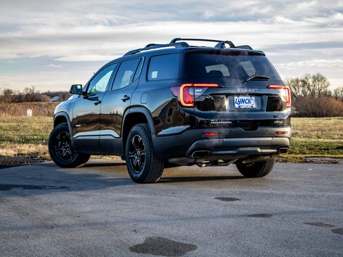 Used 2020 GMC Acadia AT4 image 14
