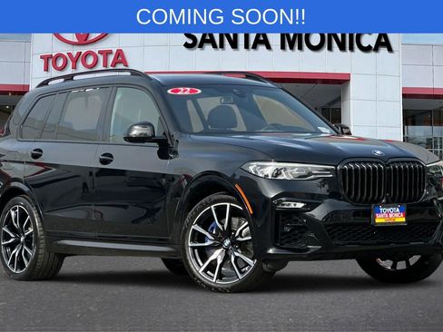 Used 2022 BMW X7 xDrive40i w/ M Sport Package image 2