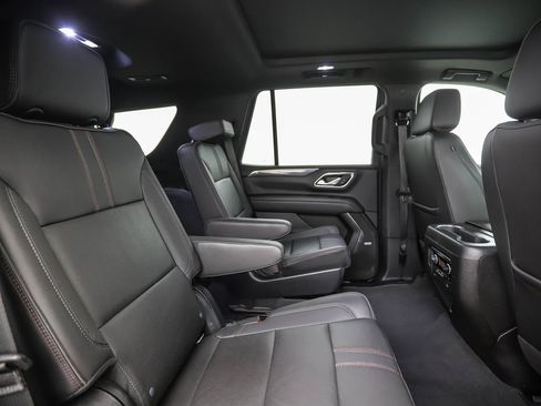 Used 2022 Chevrolet Tahoe RST w/ Sport Performance Package image 28