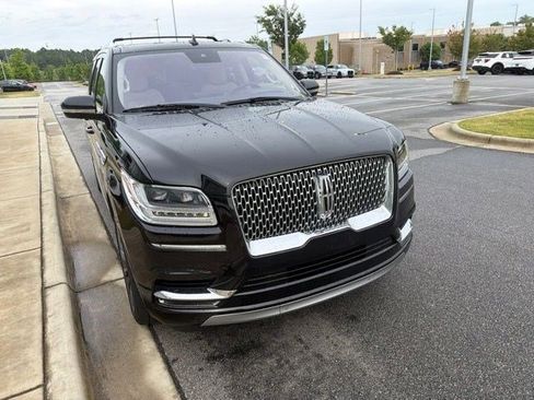 Used 2020 Lincoln Navigator L Reserve w/ Luxury Package AWD/4WD image 25
