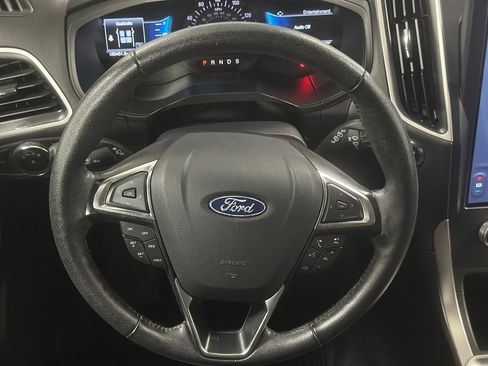 Certified 2024 Ford Edge SEL AWD/4WD image 5