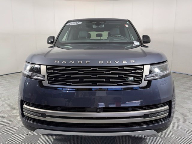 Used 2024 Land Rover Range Rover Long Wheelbase SE AWD/4WD image 11
