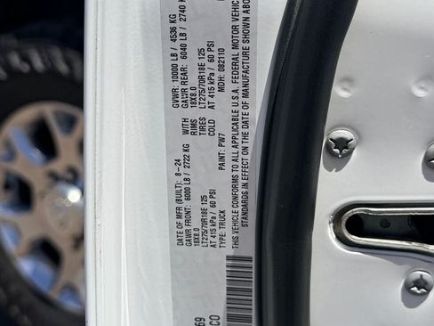 Used 2024 RAM 2500 Laramie AWD/4WD image 31