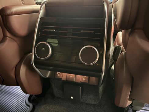 Used 2023 Land Rover Range Rover SE AWD/4WD image 37