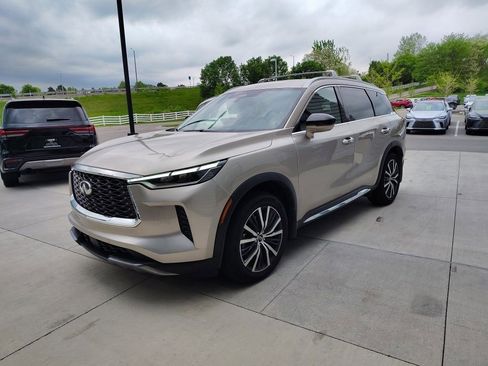 Used 2025 INFINITI QX60 Sensory w/ Vision Package image 5