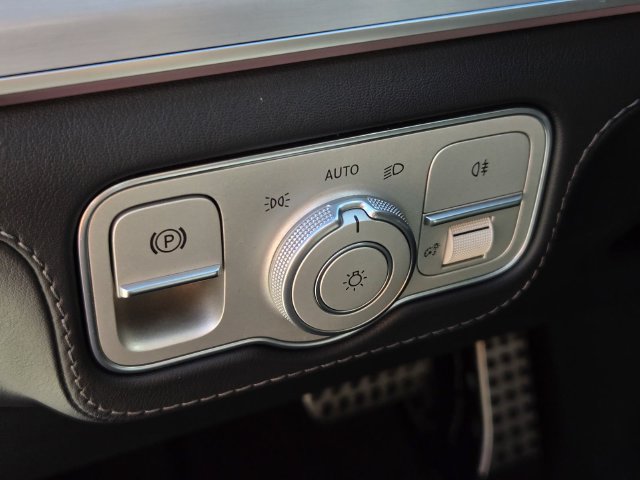 Used 2024 Mercedes-Benz GLE 53 AMG 4MATIC Coupe image 21