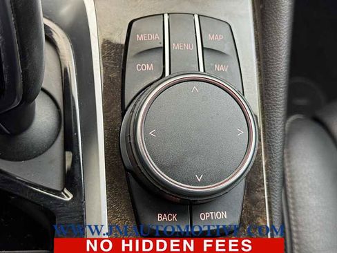 Used 2017 BMW 540i xDrive image 36