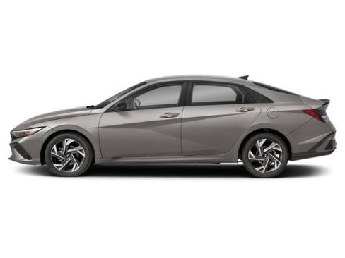 Certified 2025 Hyundai Elantra Sport FWD image 3