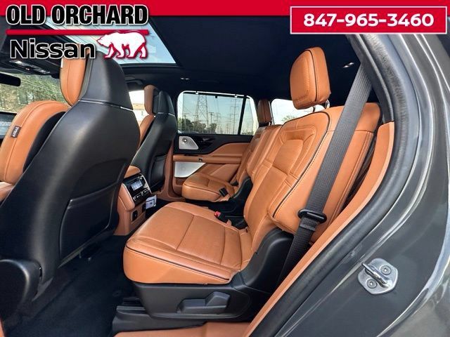 Used 2023 Lincoln Aviator Black Label AWD/4WD image 15