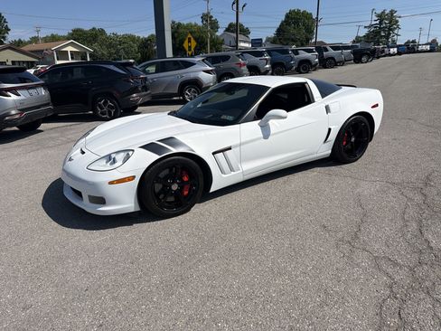 Used 2011 Chevrolet Corvette Grand Sport w/ Preferred Equipment Group RWD image 7