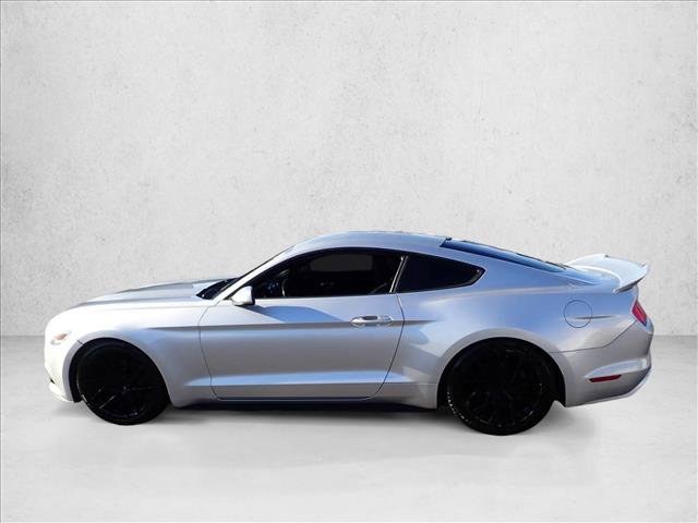 Used 2017 Ford Mustang Coupe RWD image 2