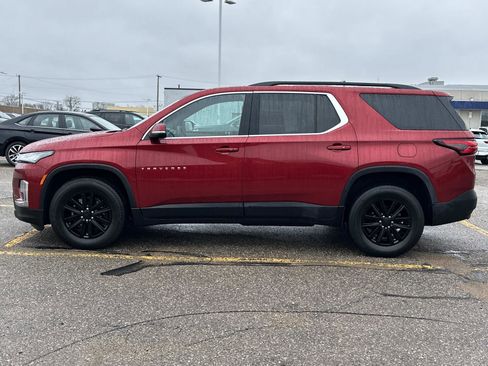 Certified 2023 Chevrolet Traverse LT image 2