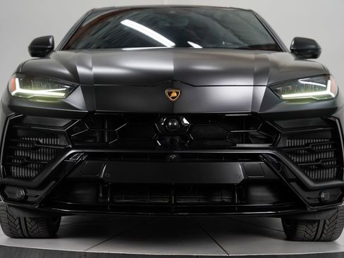 Used 2020 Lamborghini Urus image 14