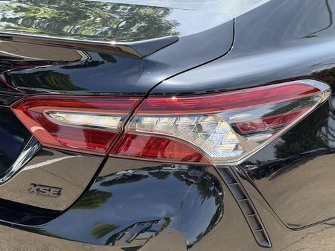 Used 2021 Toyota Camry XSE FWD image 7