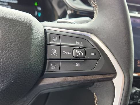Used 2024 Jeep Grand Cherokee Limited 4xe AWD/4WD image 23