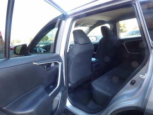 Used 2021 Toyota RAV4 LE w/ Carpet Mat Package (TMS) image 11
