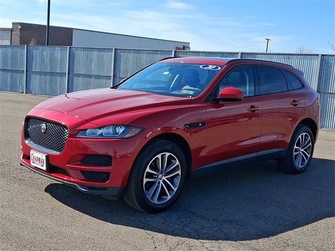 Used 2020 Jaguar F-PACE Premium image 3