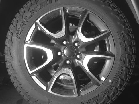 Used 2025 Jeep Compass Trailhawk AWD/4WD image 15