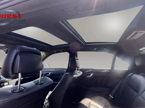 Used 2015 Mercedes-Benz E 400 Sedan w/ Driver Assistance Package image 23