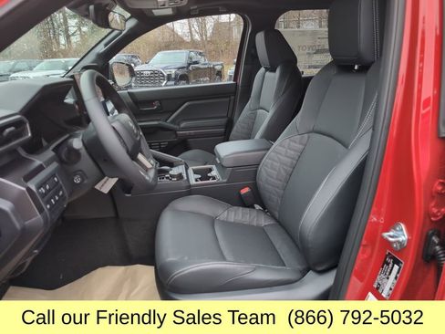 New 2026 Toyota 4Runner TRD Off-Road Premium AWD/4WD image 9