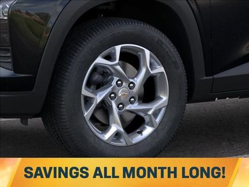 New 2026 Chevrolet Trax LS w/ LS Convenience Package FWD image 9