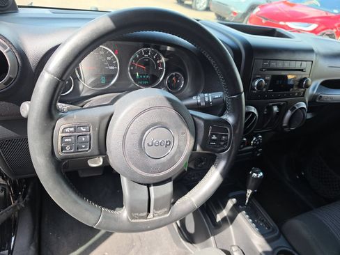 Used 2011 Jeep Wrangler Sport AWD/4WD image 13
