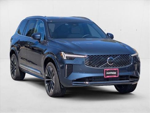 New 2026 Volvo XC90 T8 Plus w/ Protection Package Premier image 6