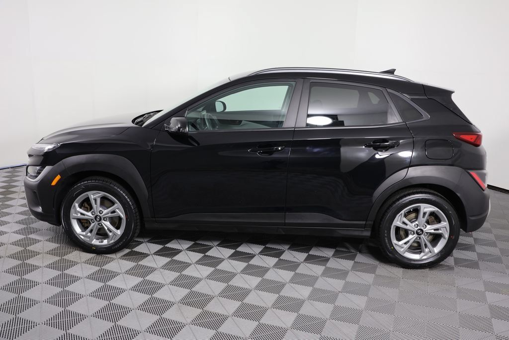 Used 2023 Hyundai Kona SEL w/ Cargo Package AWD/4WD image 5