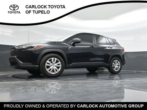 Used 2025 Toyota Corolla Cross L FWD image 47