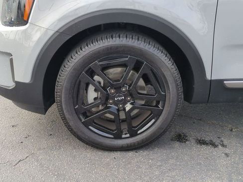 Certified 2023 Kia Telluride EX X-Line AWD/4WD image 11