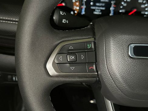 Used 2023 Jeep Compass Latitude AWD/4WD image 22