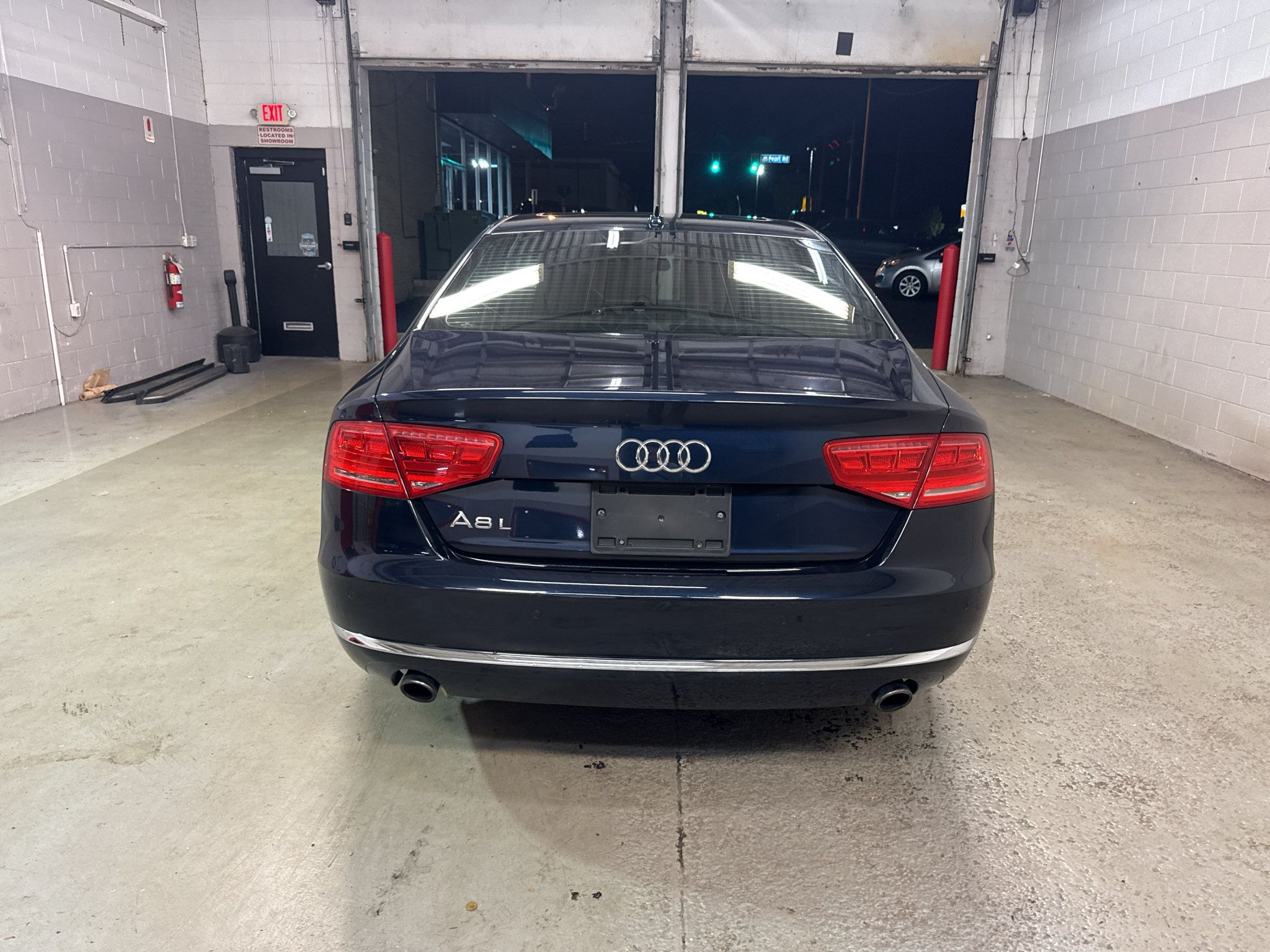Used 2014 Audi A8 L 3.0T w/ Premium Package AWD/4WD image 7