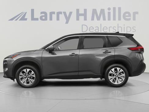 Used 2023 Nissan Rogue SV w/ SV Premium B Package FWD image 3