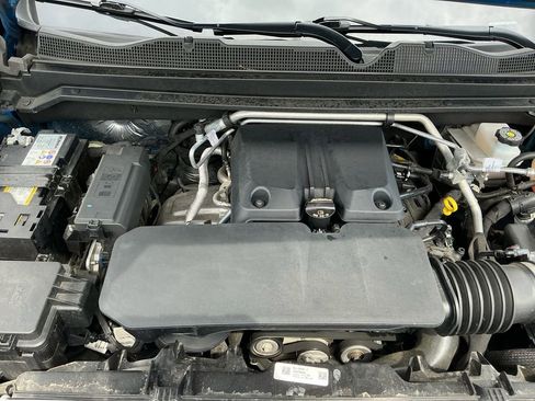 Used 2024 Chevrolet Colorado Z71 w/ Z71 Convenience Package 2 AWD/4WD image 25