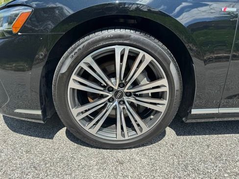Used 2022 Audi A8 L 3.0T w/ Executive Package AWD/4WD image 2