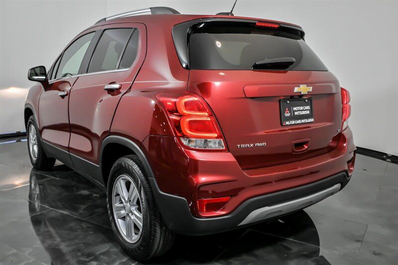 Used 2020 Chevrolet Trax LT AWD/4WD image 8
