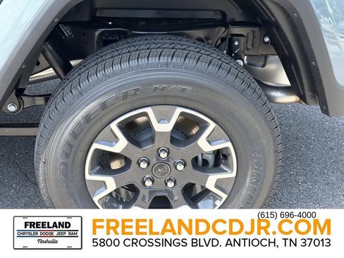 New 2026 Jeep Gladiator Sport AWD/4WD image 10