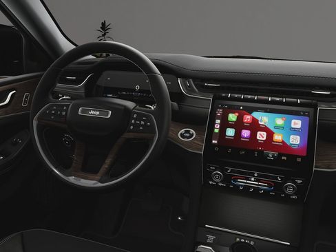 New 2025 Jeep Grand Cherokee Limited image 19