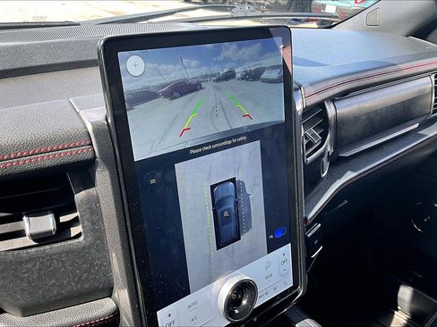 Certified 2022 Ford Expedition Max Limited image 21