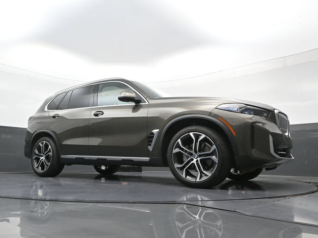 Used 2026 BMW X5 xDrive40i AWD/4WD image 22