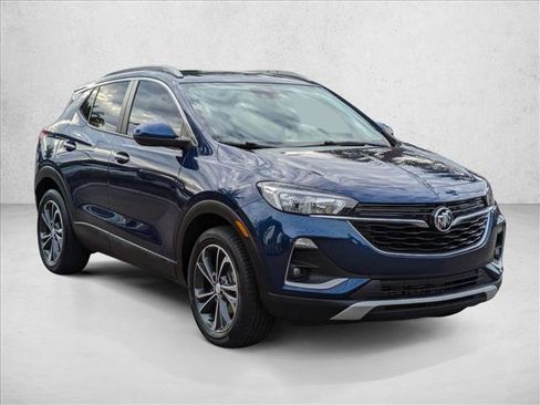Used 2023 Buick Encore GX Select w/ Safety Package II image 3