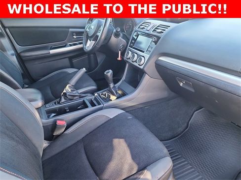 Used 2017 Subaru Crosstrek 2.0i Premium image 19