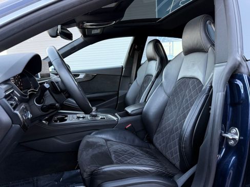 Used 2019 Audi S5 Premium Plus w/ Premium Plus image 16