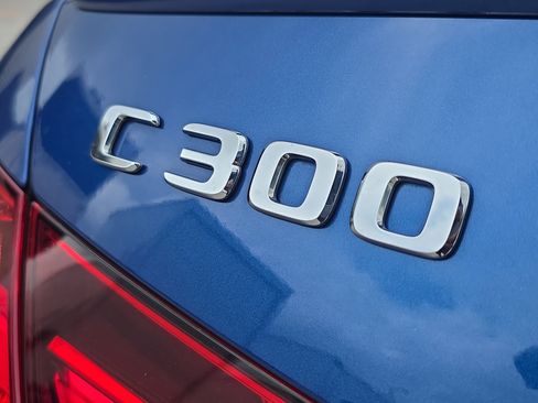 Used 2022 Mercedes-Benz C 300 Sedan image 10