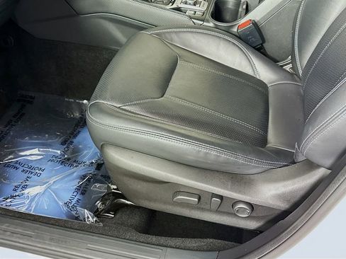 Used 2023 Subaru Forester Touring image 26