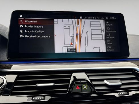 Used 2021 BMW 530i xDrive 530i xDrive w/ Premium Package image 18