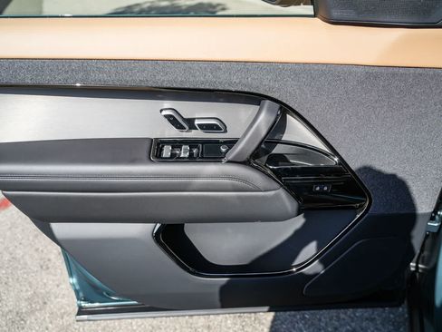New 2026 Land Rover Range Rover Sport Dynamic SE AWD/4WD image 20